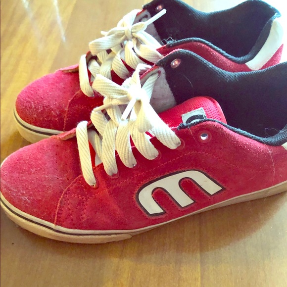 etnies shoes mens